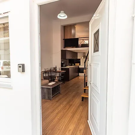 Neva's Apartment's In Center Chania 1 2 アパート